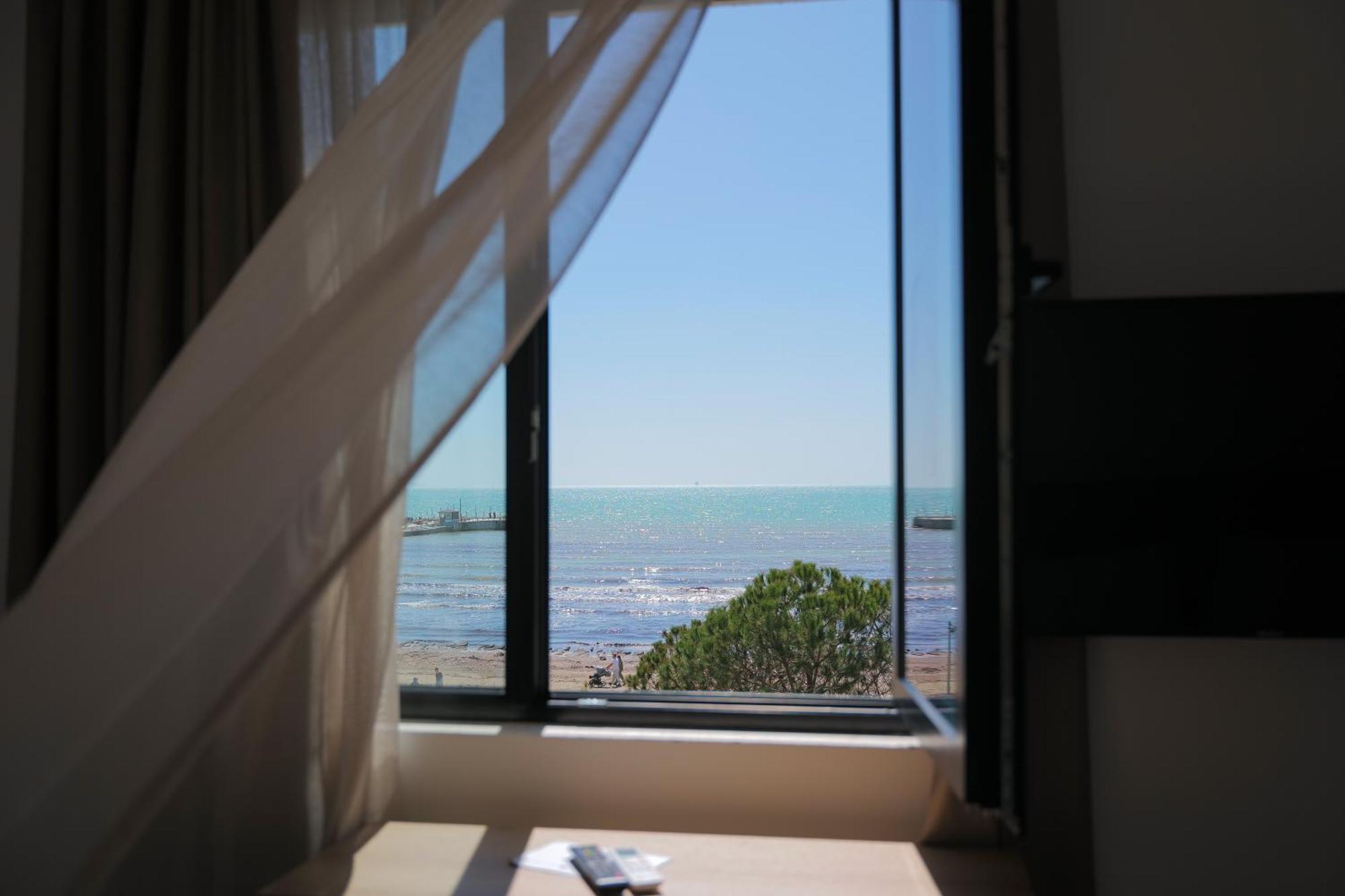 Afa Hotel Durrës Exterior foto